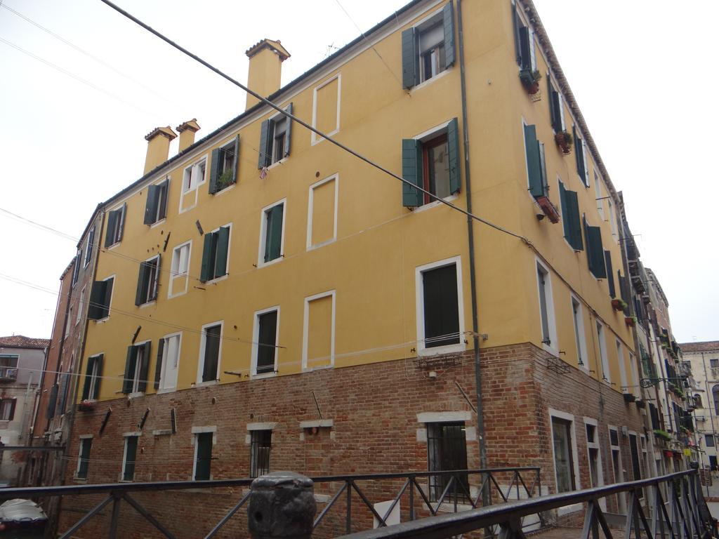 Appartamento Al Ghetto Vecchio Veneţia Cameră foto